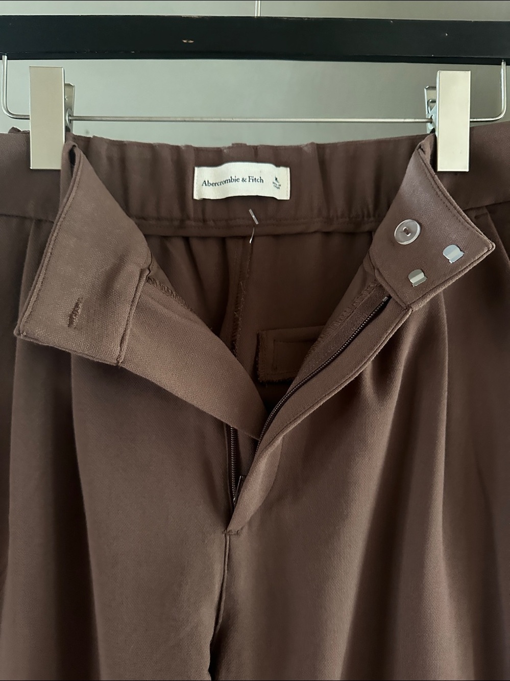 ABERCROMBIE & FITCH BROWN SLACKS PANTS MEDIUM LONG NEW - Picture 6 of 8